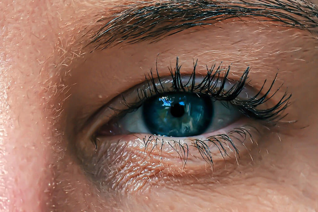 Welche Formen und Wege gibt es bei Linsenimplantate?