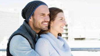 Jetzt neu: E-Eye-Behandlung nach Augenlaseroperation zur Vorbeugung trockener Augen